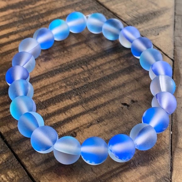 8mm Cobalt Blue Mystic Glass Mermaid Bracelet - Picture 3 of 3